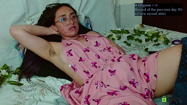 Hot Candy  online show from February 2026 03:44:01 AM