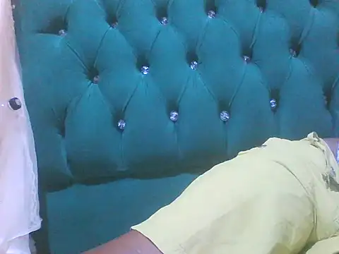 Sexy Riri online show from November 2025 01:21:02 PM