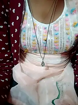 Snapshot of Mangla_Bhabhi chatting on January 2025 04:11:02 PM Mangla Bhabhi online show from January 2025 04:11:02 PM