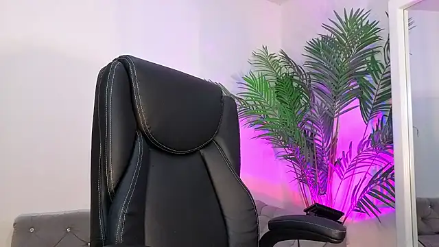 alina cruz online show from November 2025 10:31:02 PM