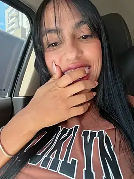 alina cruz online show from March 2026 06:35:01 PM