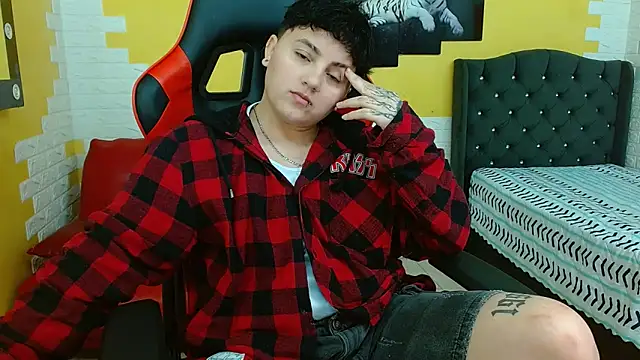 isabeautyx19 online show from November 2025 02:12:01 AM