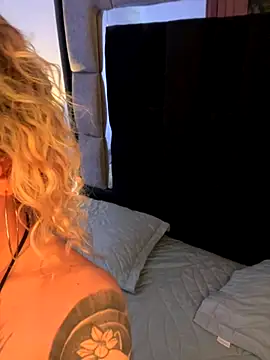 Bonnie vega online show from November 2025 09:15:02 PM