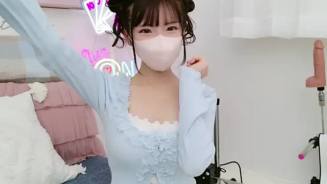 -minami- online show from March 2025 12:19:02 PM