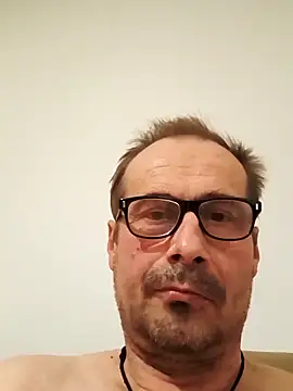 Snapshot of gendos777 chatting on November 2025 11:47:02 PM gendos777 online show from November 2025 11:47:02 PM