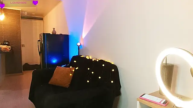 Snapshot of Dahian_doll2 chatting on February 2025 02:33:01 AM Dahian doll2 online show from February 2025 02:33:01 AM