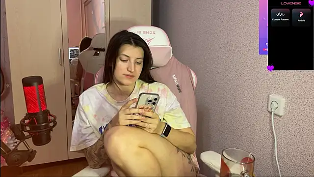 Snapshot of Katrin__kiss chatting on January 2025 08:16:01 PM Katrin kiss online show from January 2025 08:16:01 PM