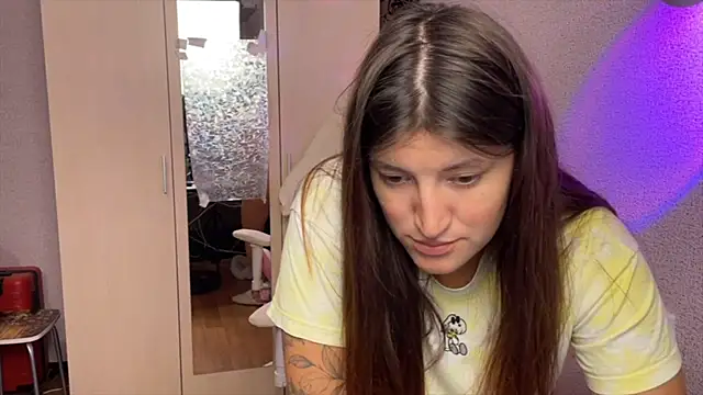 Katrin  kiss online show from July 2026 07:28:02 PM
