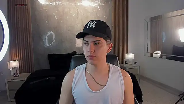 Brat  online show from November 2025 09:03:02 PM