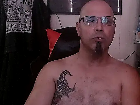 KrazyLegz online show from September 2025 05:56:02 PM