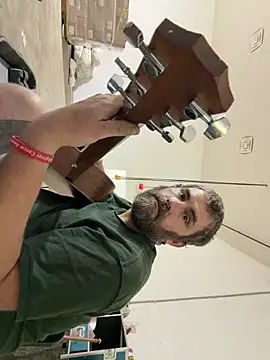 Snapshot of bigJohnson223 chatting on March 2026 04:44:02 PM bigJohnson223 online show from March 2026 04:44:02 PM