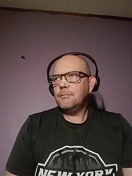 hairy orbite online show from October 2025 08:20:01 PM