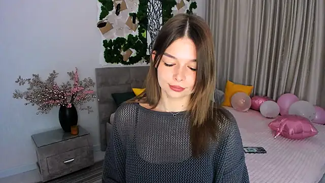 ContinentOfTranquility online show from February 2025 04:32:02 AM