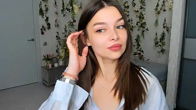 ContinentOfTranquility online show from October 2025 01:16:01 AM