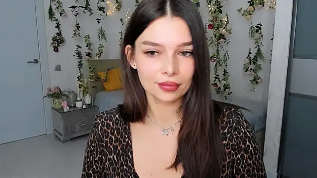 ContinentOfTranquility online show from November 2025 01:15:01 AM