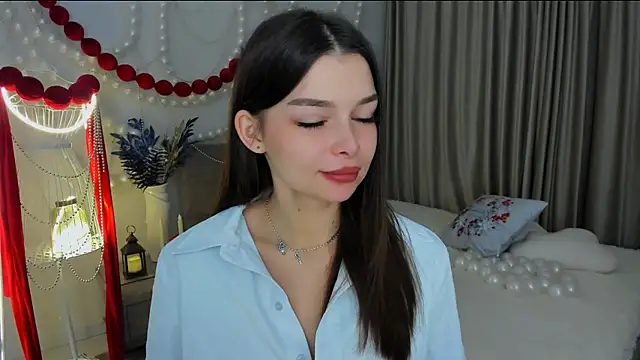 ContinentOfTranquility online show from December 2025 04:09:01 AM