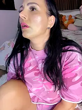 ReiyaRey online show from July 2026 09:41:02 PM