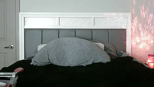 Snapshot of jazzys_w0rld chatting on February 2025 09:03:01 AM jazzys w0rld online show from February 2025 09:03:01 AM