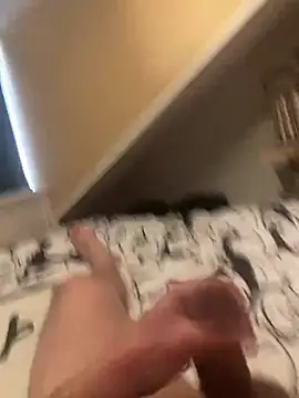 Snapshot of LivingLegend1978 chatting on February 2025 08:33:01 AM LivingLegend1978 online show from February 2025 08:33:01 AM