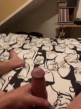 Snapshot of LivingLegend1978 chatting on September 2025 05:58:02 PM LivingLegend1978 online show from September 2025 05:58:02 PM