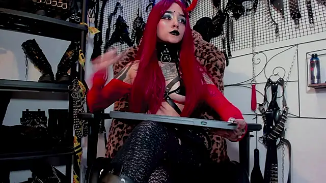 Snapshot of Agatha_BDSM chatting on December 2024 07:36:01 PM Agatha BDSM online show from December 2024 07:36:01 PM