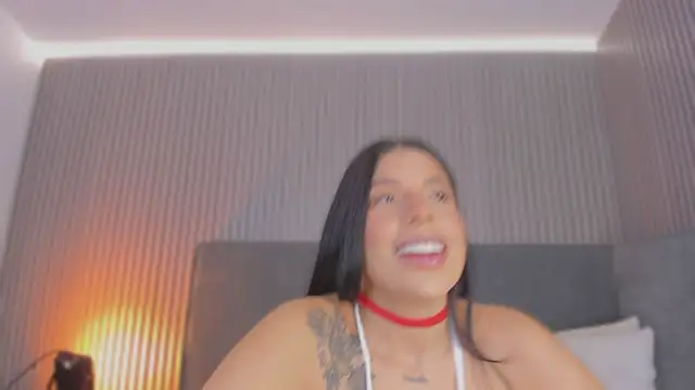 emelie 89 online show from February 2026 12:42:02 PM