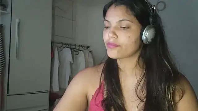 Snapshot of bombomepimenta chatting on December 2024 09:28:01 PM bombomepimenta online show from December 2024 09:28:01 PM