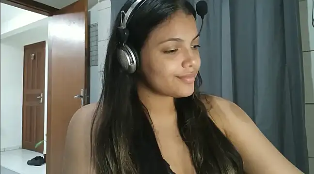 Snapshot of bombomepimenta chatting on January 2025 10:30:02 PM bombomepimenta online show from January 2025 10:30:02 PM
