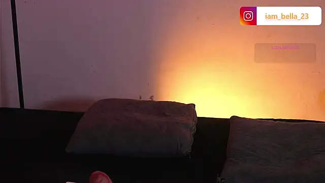 yourtoybella online show from February 2026 06:05:01 PM