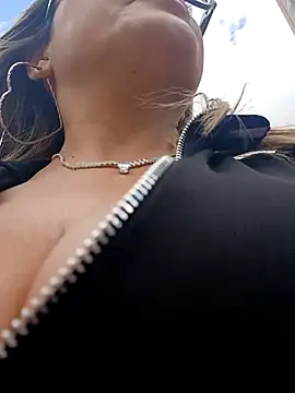 Afroditecash online show from November 2025 05:57:01 PM