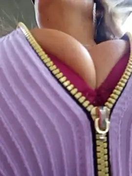 Afroditecash online show from March 2026 08:49:01 PM