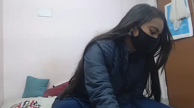 Snapshot of wildbabes chatting on December 2024 12:01:01 AM wildbabes online show from December 2024 12:01:01 AM