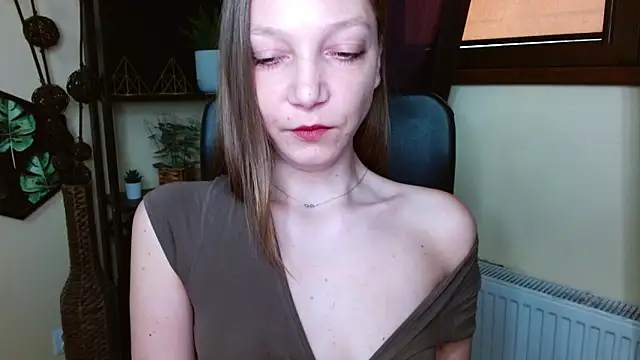 EmillyPlay online show from March 2026 05:30:02 AM