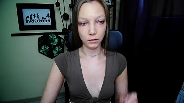 EmillyPlay online show from June 2026 05:34:02 AM