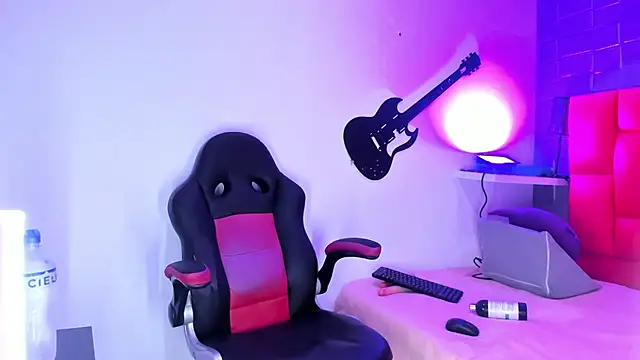 Sasha-sweet online show from November 2025 08:44:01 PM