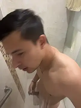 Nicolds14 online show from November 2025 11:37:01 PM