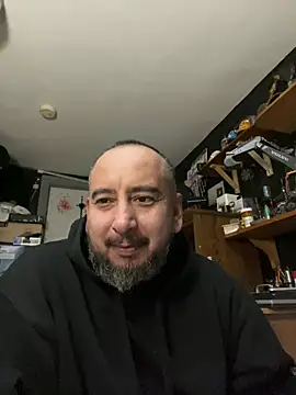 Snapshot of ElPollo77 chatting on December 2024 12:22:01 AM ElPollo77 online show from December 2024 12:22:01 AM