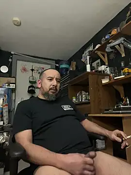 Snapshot of ElPollo77 chatting on February 2025 07:21:01 AM ElPollo77 online show from February 2025 07:21:01 AM