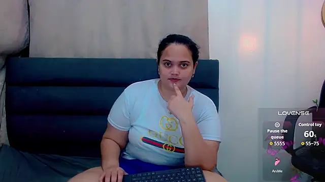 Snapshot of brunnette_hot chatting on February 2026 10:29:01 AM brunnette hot online show from February 2026 10:29:01 AM
