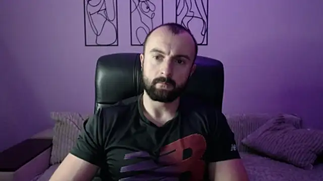 brindlefly6969 online show from November 2025 11:10:02 AM