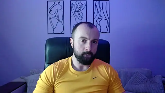 brindlefly6969 online show from March 2026 11:36:01 AM