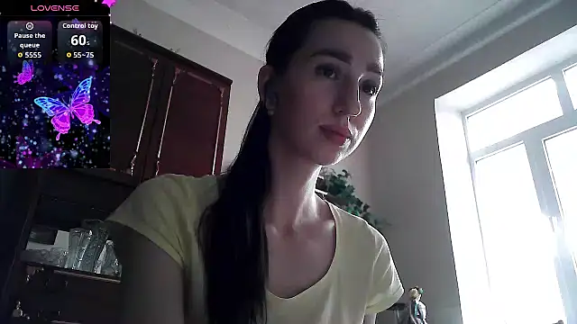 ElizaSwon online show from July 2026 03:37:02 PM