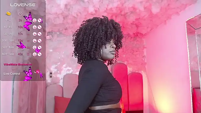Snapshot of puca_ebony chatting on May 2026 01:56:01 AM puca ebony online show from May 2026 01:56:01 AM
