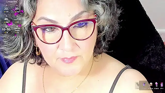 cataleya mom online show from November 2025 10:09:02 PM