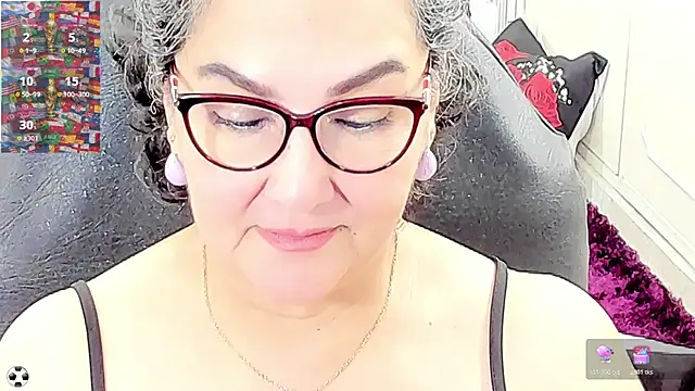 Snapshot of cataleya_mom chatting on June 2026 10:09:01 AM cataleya mom online show from June 2026 10:09:01 AM