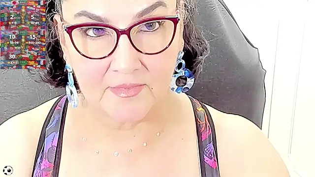 Snapshot of cataleya_mom chatting on June 2026 11:53:01 PM cataleya mom online show from June 2026 11:53:01 PM