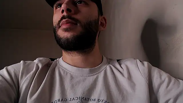 henryaxe online show from April 2026 11:40:02 AM