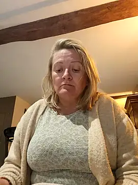 Snapshot of lady_charlyne chatting on February 2025 06:47:02 PM lady charlyne online show from February 2025 06:47:02 PM