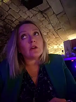 Snapshot of lady_charlyne chatting on March 2025 08:44:02 PM lady charlyne online show from March 2025 08:44:02 PM