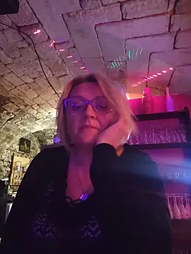 Snapshot of lady_charlyne chatting on June 2026 07:35:02 PM lady charlyne online show from June 2026 07:35:02 PM